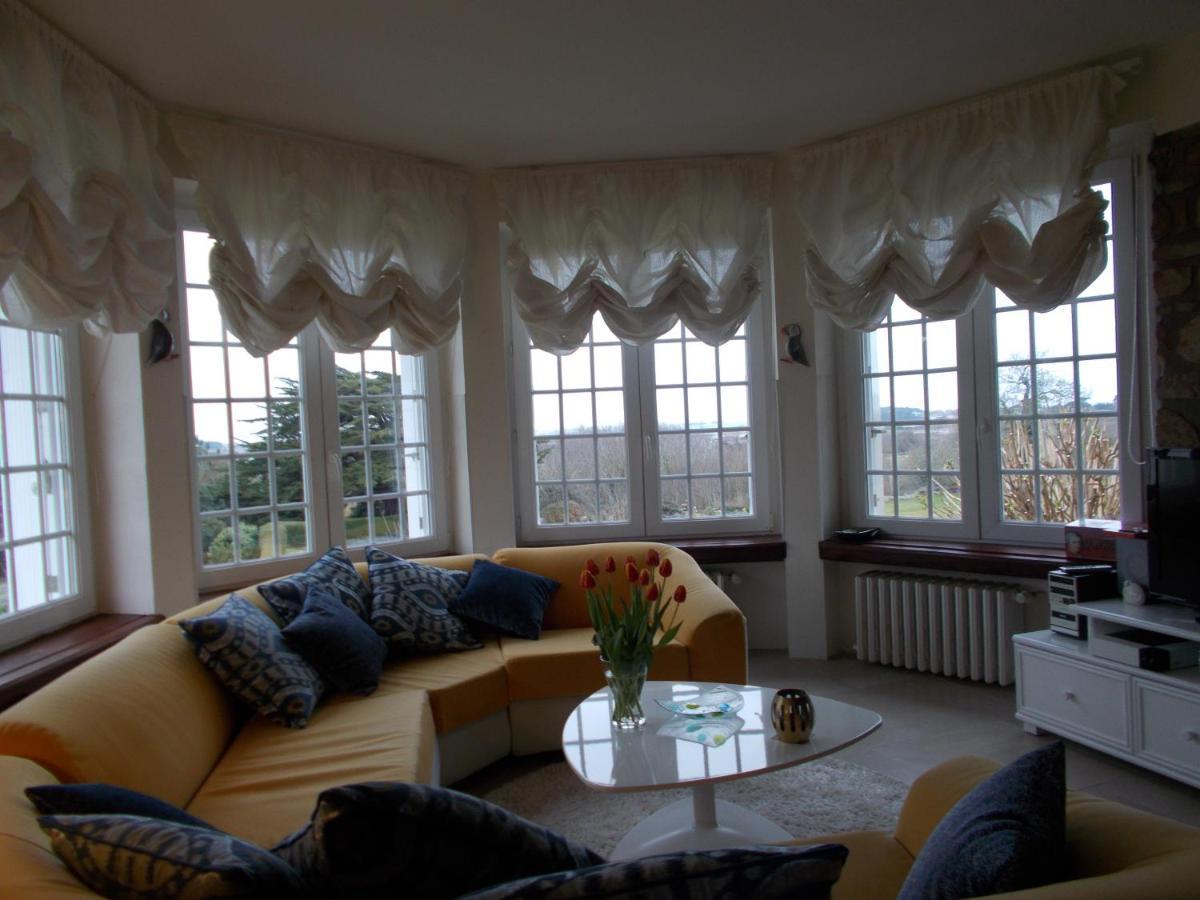 Bed and Breakfast Les Ajoncs Plougrescant Zewnętrze zdjęcie